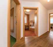 Bedroom 6 Alpenhof Apartments