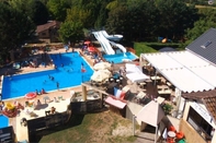 Swimming Pool Camping Le Pigeonnier