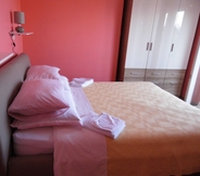 Bedroom 5 Bed and Breakfast Villa Avena