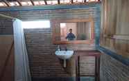 Toilet Kamar 7 Relax Homestay - Hostel