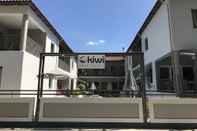 Luar Bangunan Kiwi Apartments