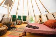 Fasilitas Hiburan Larkhill Tipis and Yurts