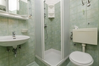 In-room Bathroom Apartments Verica