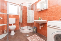 In-room Bathroom Apartments Tatjana