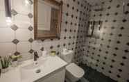Phòng tắm bên trong 6 Luxury Apartment Stancesvic