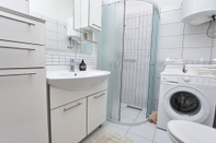 Toilet Kamar Apartment Milka