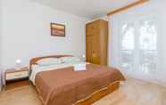 Bedroom 5 Apartments Joze