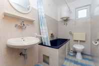 In-room Bathroom Apartments Joze