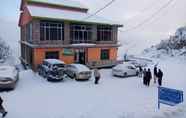 Exterior 3 Green Palace Guest House Malam Jabba