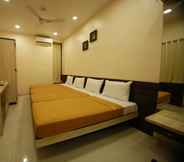 Bedroom 6 Hotel Madhuri Executive
