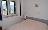 Bedroom 6 Apartments Loredana