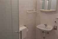 In-room Bathroom Apartments Dalibor