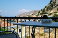 Bedroom Symi Fos