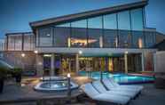 Swimming Pool 4 Crow Wood Hotel & Spa Resort