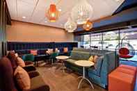 Bar, Kafe dan Lounge Tru By Hilton Cincinnati Airport South Florence
