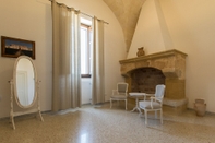 Lobby Masseria Mazzetta Salento