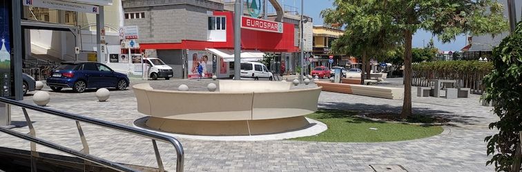 Exterior Santiago's Private Rooms