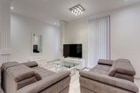 Common Space Modern Apartment in the Best Area of Sliema