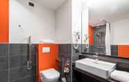 In-room Bathroom 6 Campanile Venice Mestre