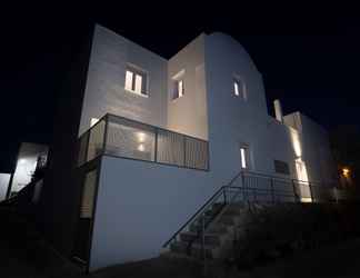 Exterior 2 DS Traditional Villas Santorini Island