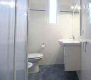 In-room Bathroom 5 Casa Banchero