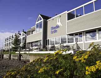 Exterior 2 Surfside on Lake Superior