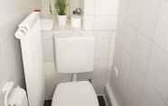 Toilet Kamar 6 Ferienwohnung PG