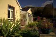 Exterior Penybryn Cottages