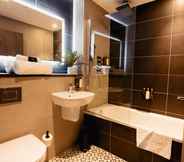 Toilet Kamar 4 Great North Hotel