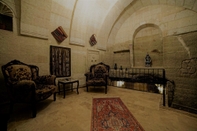 Lobi Cappadocia Caves Hotel