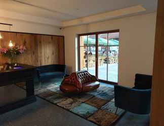 Lobby 2 Hotel Landgasthof Brunnthal