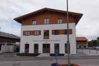 Exterior Hotel Landgasthof Brunnthal