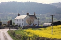 Exterior Hardwick Farm