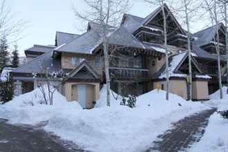 Exterior 4 Lagoons Condos by Whistler Retreats