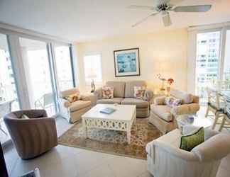 Lobby 2 Oceanfront Condo, Short Walk to the Beach with Olympic-Size Pool by RedAwning