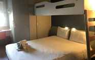 Bedroom 5 Ibis Budget Arles Sud Fourchon