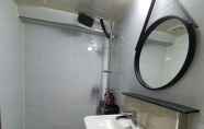 Toilet Kamar 4 TS Hotel