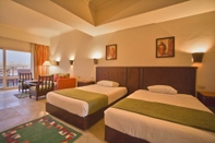 Phòng ngủ Laguna Beach Marsa Resort