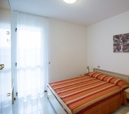 Kamar Tidur 3 Villaggio Luna 2