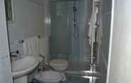 Toilet Kamar 2 Veroalex