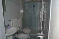 Toilet Kamar Veroalex