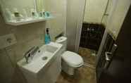 In-room Bathroom 6 Taksim Gold Rose Apart Hotel
