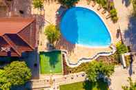 Kolam Renang Casal Palace