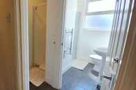 Toilet Kamar Joseph House