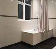 Toilet Kamar 5 Buchanan Prime Home