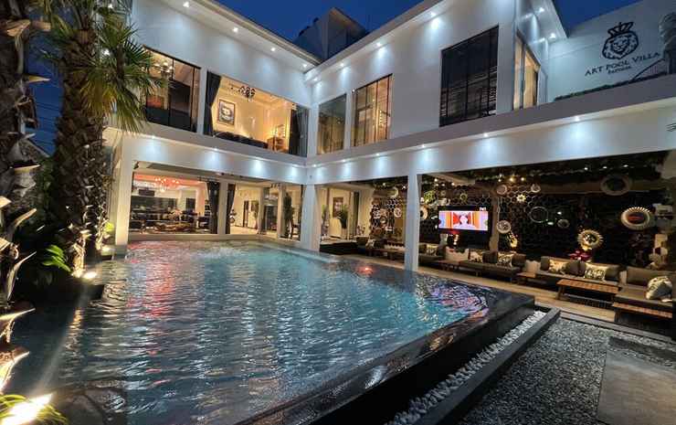 Premium Pool Villas Pattaya Chonburi - Grand Eight-Bedroom Villa with Private Pool and Jacuzzi 