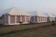 ภายนอกอาคาร Pushkar Camp Tapovan