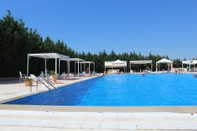 Swimming Pool The Ranch - Lodge & Equestrian Center