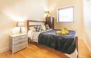 Bedroom 4 City Centre Spacious Apartment