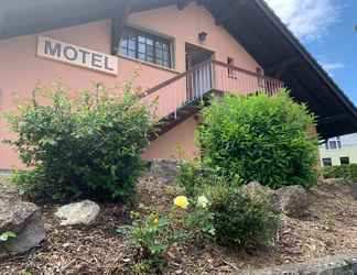 Exterior 2 Motel des Fleurs